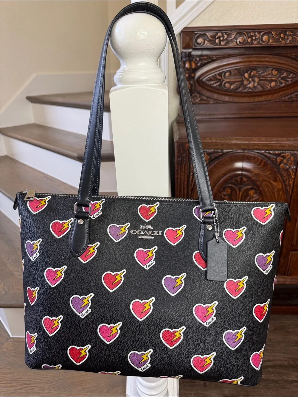 Coach gallery black